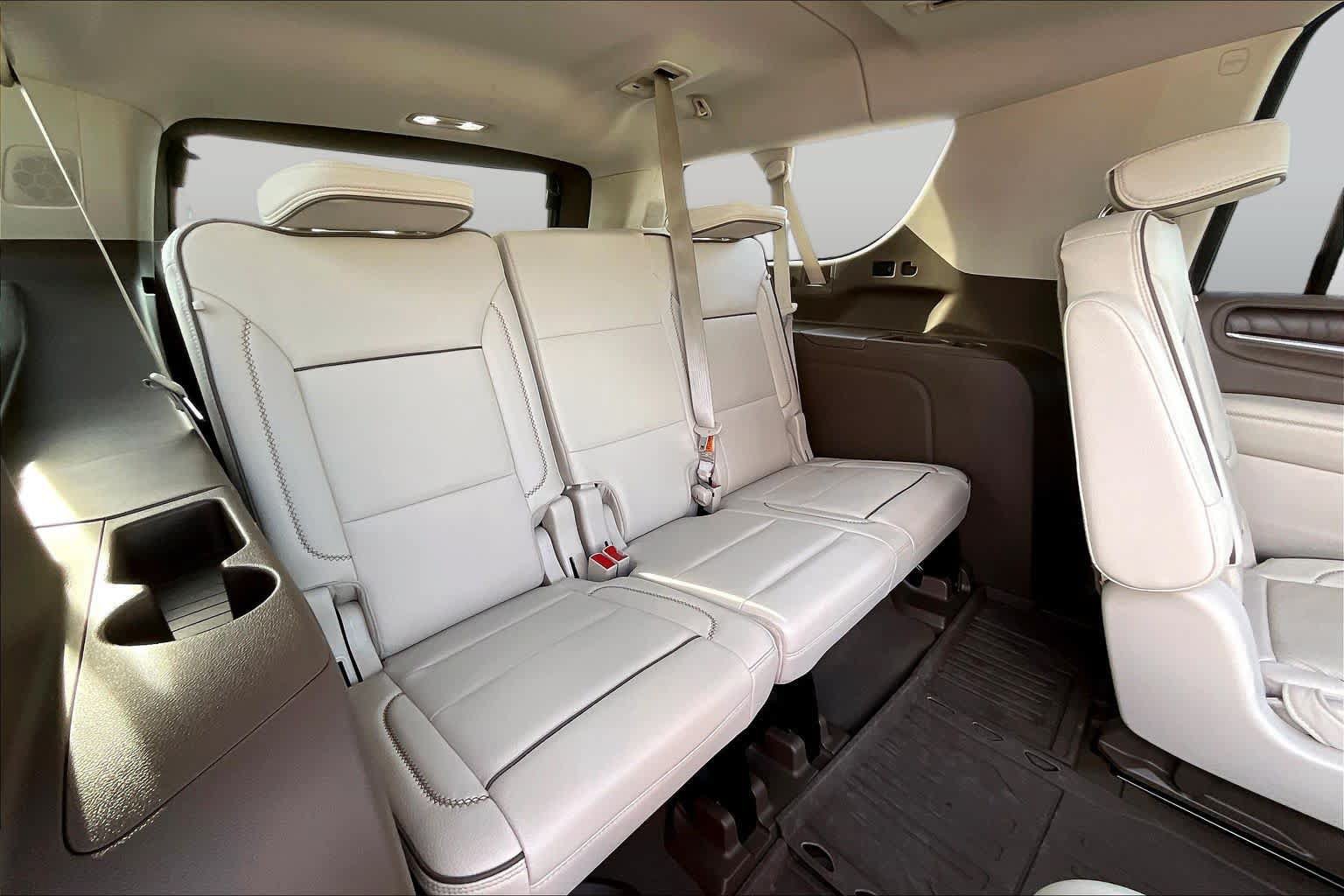 Used 2022 GMC Yukon XL Denali RWD image 19