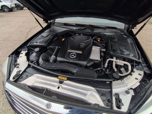 Used 2017 Mercedes-Benz C 300 Sedan image 14