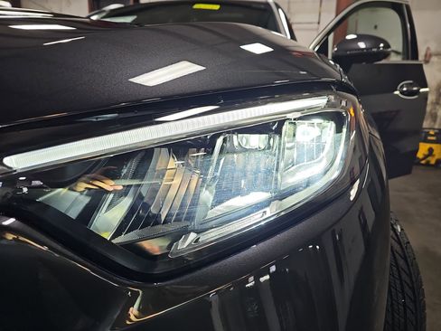 New 2026 Mercedes-Benz GLC 300 image 33