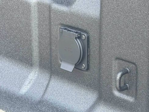 New 2026 GMC Canyon Denali AWD/4WD image 31