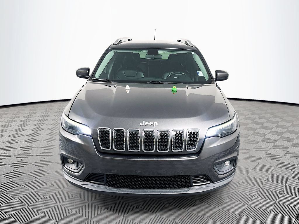 Used 2019 Jeep Cherokee Latitude Plus FWD image 2