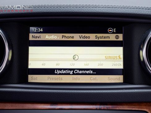 Used 2013 Mercedes-Benz SL 550 image 93