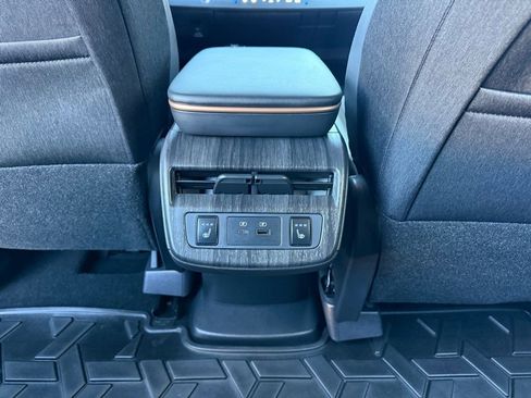 Certified 2023 Nissan Ariya AWD image 22