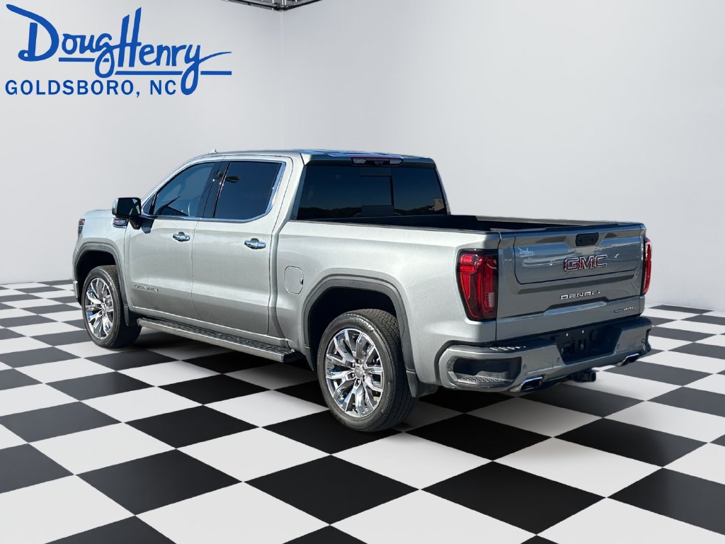 Used 2024 GMC Sierra 1500 Denali w/ Denali Reserve Package AWD/4WD image 3