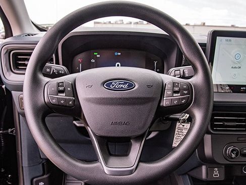 New 2026 Ford Maverick XL image 8