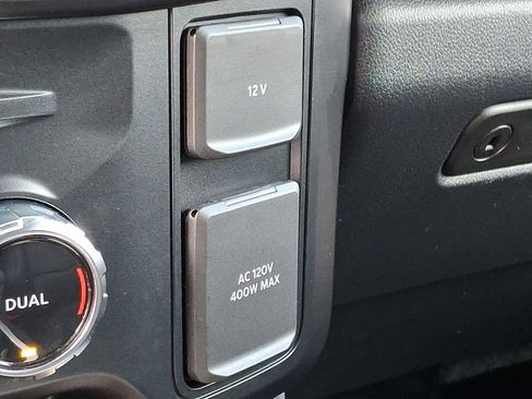 Used 2024 Ford F250 Lariat w/ Chrome Package image 26