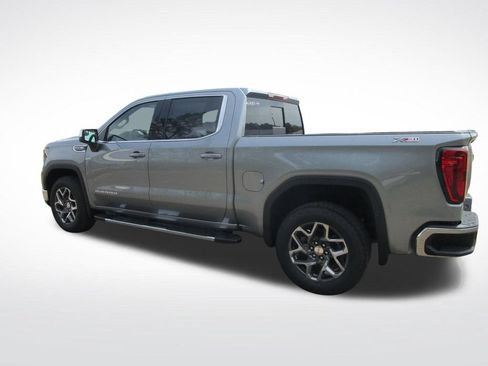 Used 2026 GMC Sierra 1500 SLE AWD/4WD image 4
