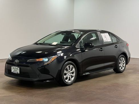 Used 2024 Toyota Corolla LE FWD image 29