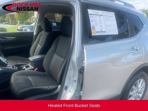 Certified 2020 Nissan Rogue SV AWD/4WD image 17