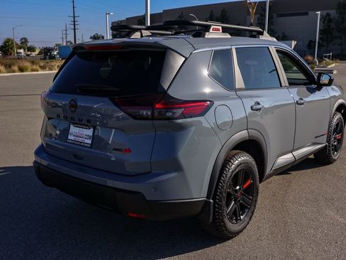 New 2026 Nissan Rogue SV image 4