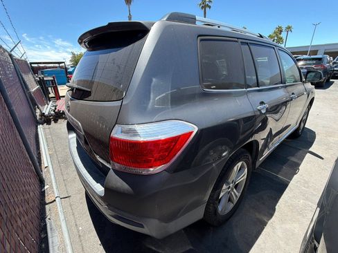 Used 2013 Toyota Highlander Limited FWD image 5