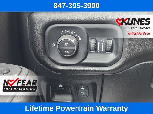 Used 2025 RAM 1500 Big Horn AWD/4WD image 39