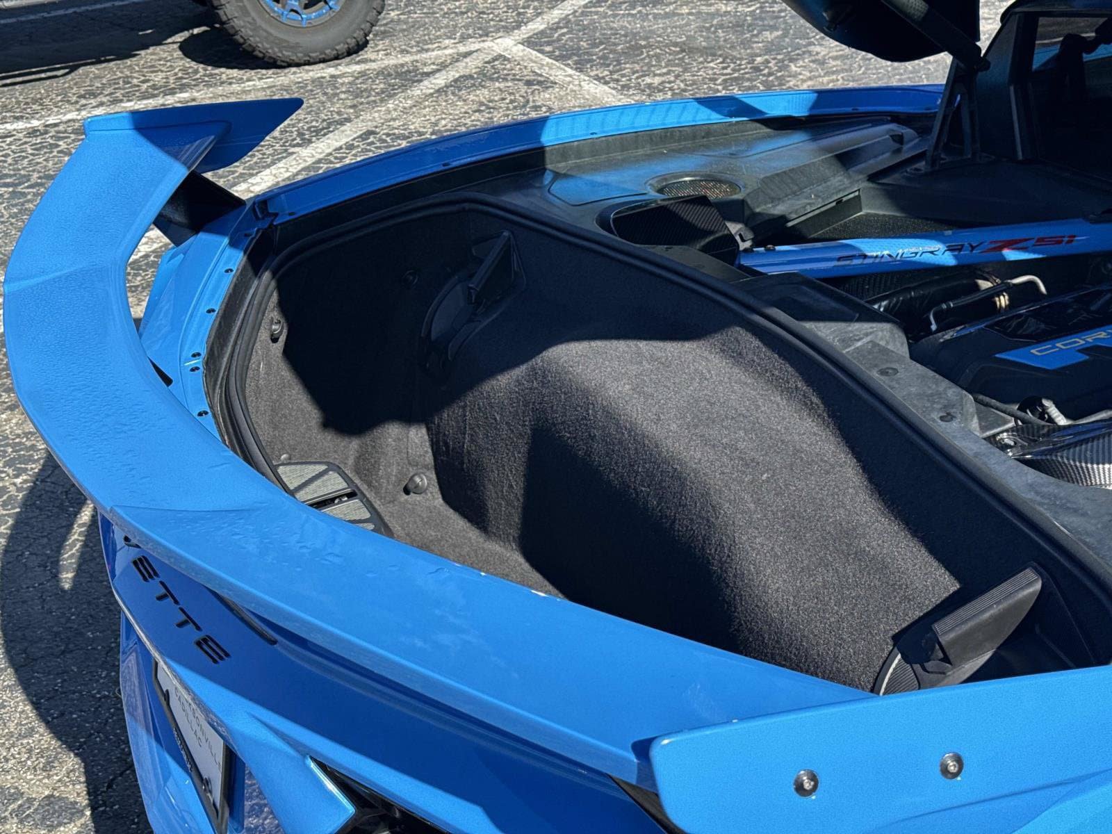 Used 2021 Chevrolet Corvette Stingray Premium Cpe w/ Z51 Performance Package RWD image 28