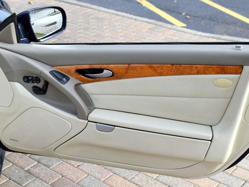 Used 2009 Mercedes-Benz SL 550 image 34