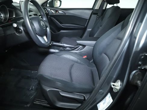 Used 2016 MAZDA MAZDA3 i Sport w/ Preferred Equipment Package FWD image 18