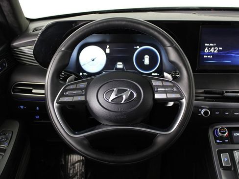 Used 2023 Hyundai Palisade Calligraphy w/ Cargo Package image 9