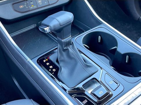 Certified 2026 Kia Carnival SX Prestige image 18