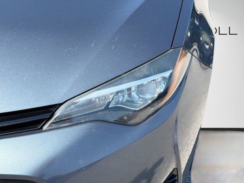 Used 2018 Toyota Corolla LE image 9