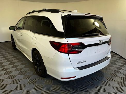 Used 2024 Honda Odyssey Sport image 7