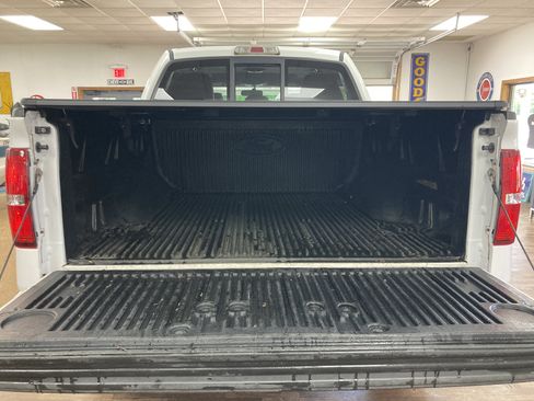 Used 2014 Ford F150 FX4 w/ Equipment Group 402A Luxury AWD/4WD image 23
