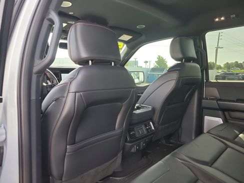 Used 2025 Ford F150 Raptor AWD/4WD image 13