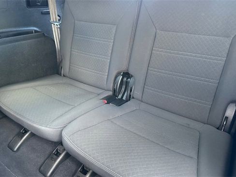 Used 2019 Kia Sorento LX image 15