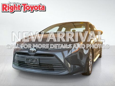 Certified 2024 Toyota Corolla LE FWD image 1