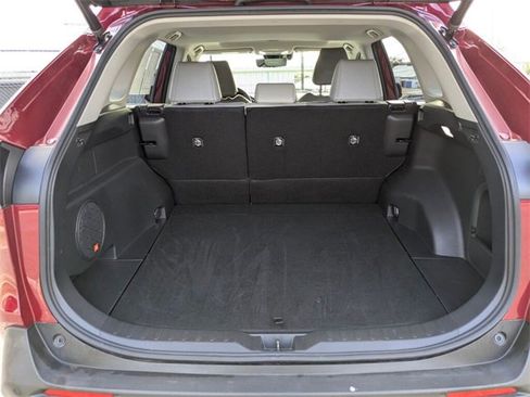 Used 2021 Toyota RAV4 XLE Premium image 40