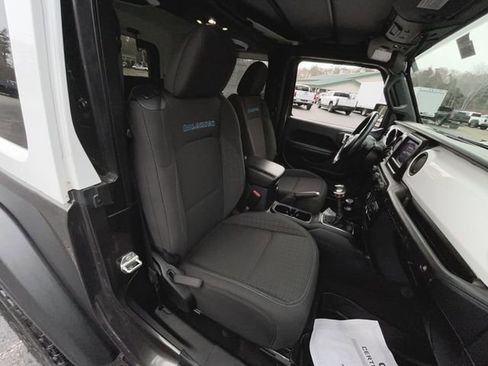 Used 2021 Jeep Wrangler Sport image 21