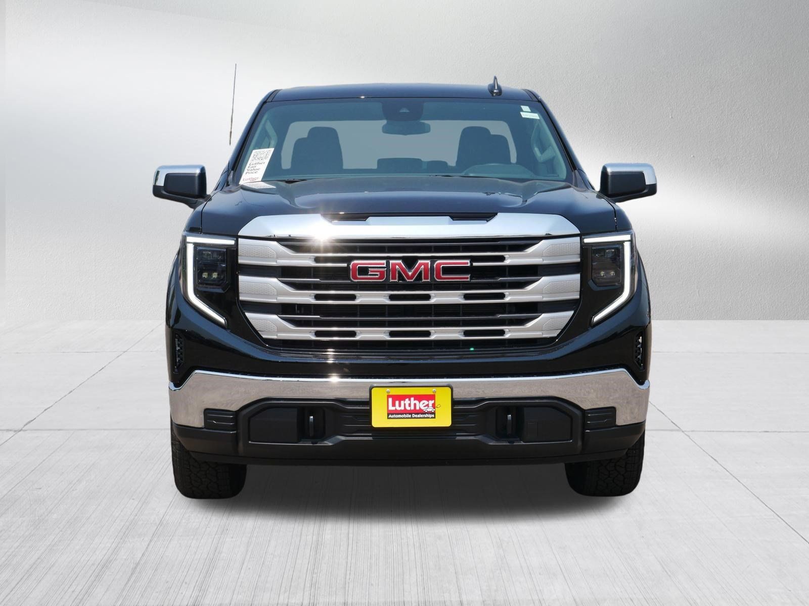 New 2026 GMC Sierra 1500 SLE w/ X31 Off-Road Package AWD/4WD image 8