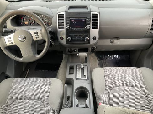 Used 2018 Nissan Frontier PRO-4X image 25