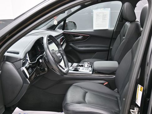 Used 2023 Audi Q7 2.0T Premium Plus w/ Premium Plus Package AWD/4WD image 18