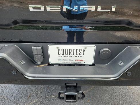 New 2026 GMC Sierra 2500 Denali w/ Denali Reserve Package image 28