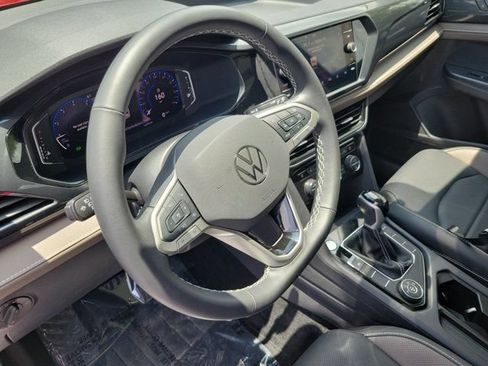 Used 2024 Volkswagen Taos SEL AWD/4WD image 13