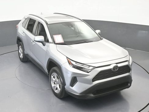 Used 2022 Toyota RAV4 XLE w/ Convenience Package FWD image 52
