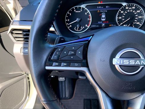 Used 2024 Nissan Altima 2.5 SR w/ SR Premium Package FWD image 22