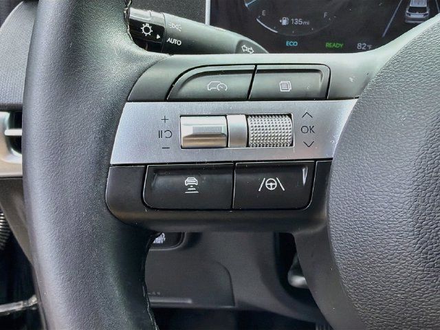 Used 2025 Hyundai Tucson SEL AWD/4WD image 38
