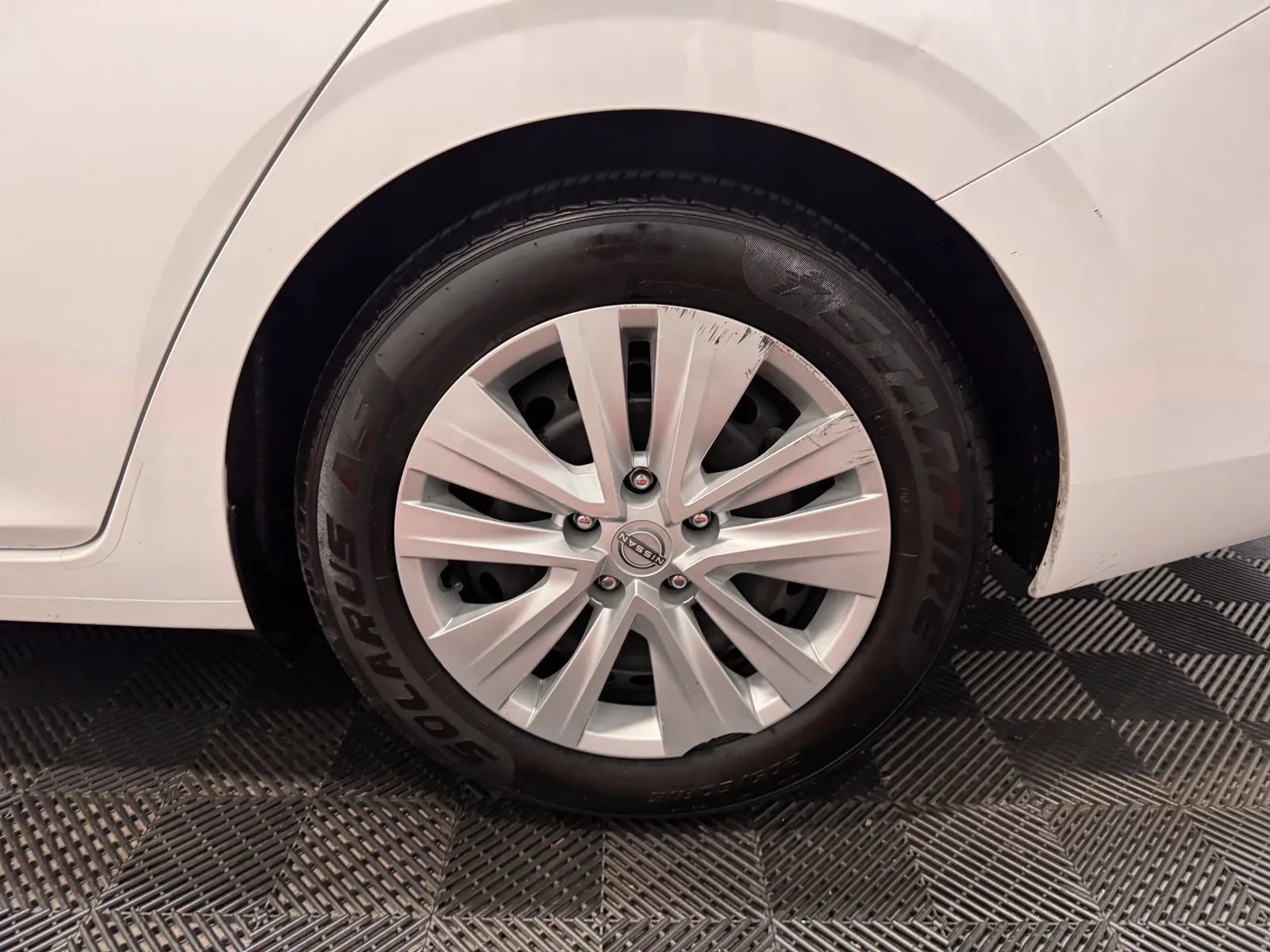 Used 2024 Nissan Sentra S FWD image 11