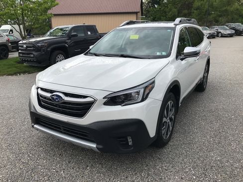 Used 2022 Subaru Outback Touring w/ Popular Package #2 AWD/4WD image 4