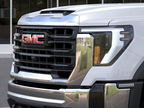 New 2025 GMC Sierra 2500 Pro w/ Convenience Package AWD/4WD image 13