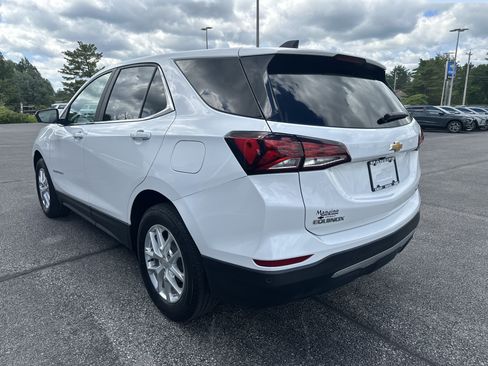 Used 2024 Chevrolet Equinox LT w/ LPO, Floor Liner Package AWD/4WD image 4