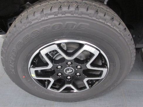 New 2024 Ford Bronco Outer Banks AWD/4WD image 14