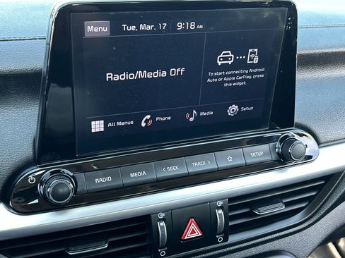 Certified 2023 Kia Forte LXS w/ LXS Technology Package image 27