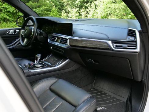 Used 2020 BMW X5 M w/ Executive Package AWD/4WD image 58