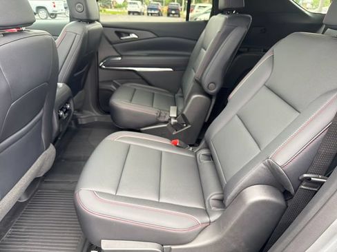 Certified 2025 Chevrolet Traverse Z71 w/ Driver Confidence Package AWD/4WD image 22