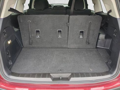 Certified 2025 Subaru Ascent Premium image 6