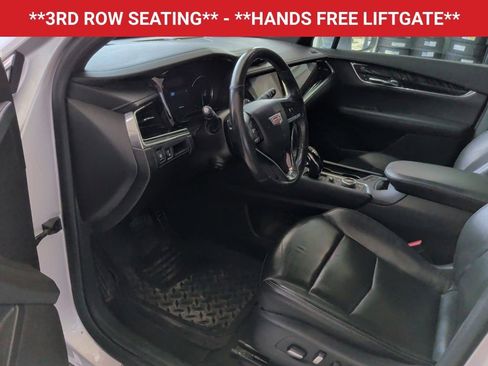 Used 2020 Cadillac XT6 Premium Luxury FWD image 9