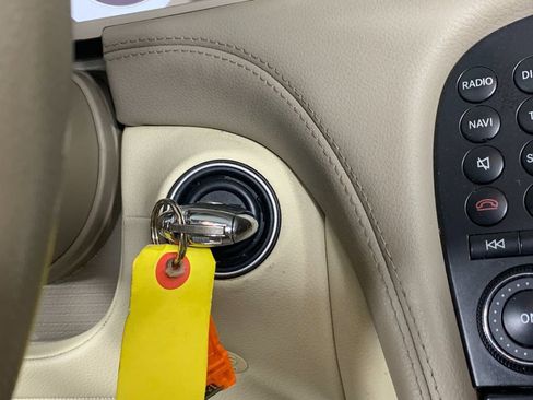 Used 2009 Mercedes-Benz SL 550 image 19