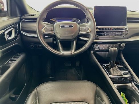 Used 2022 Jeep Compass Limited image 20