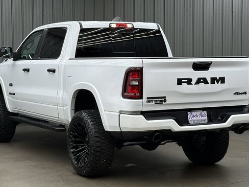 Used 2025 RAM 1500 Big Horn AWD/4WD image 3